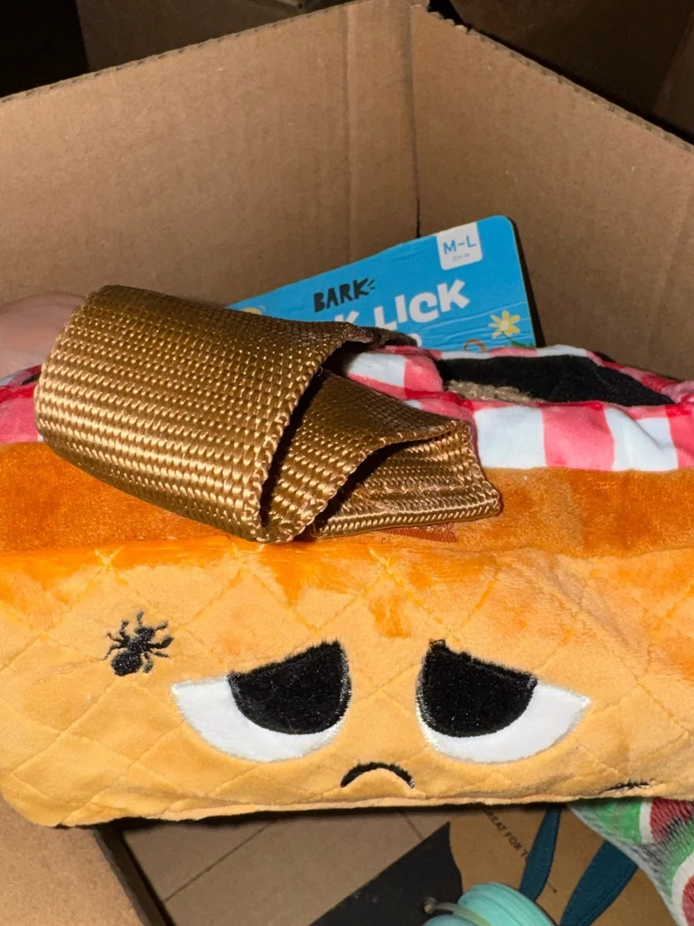 Bark Box M-L Quick Lick Pic-Nic NEW 3 toys in a toy basket dog toy M-L dogs